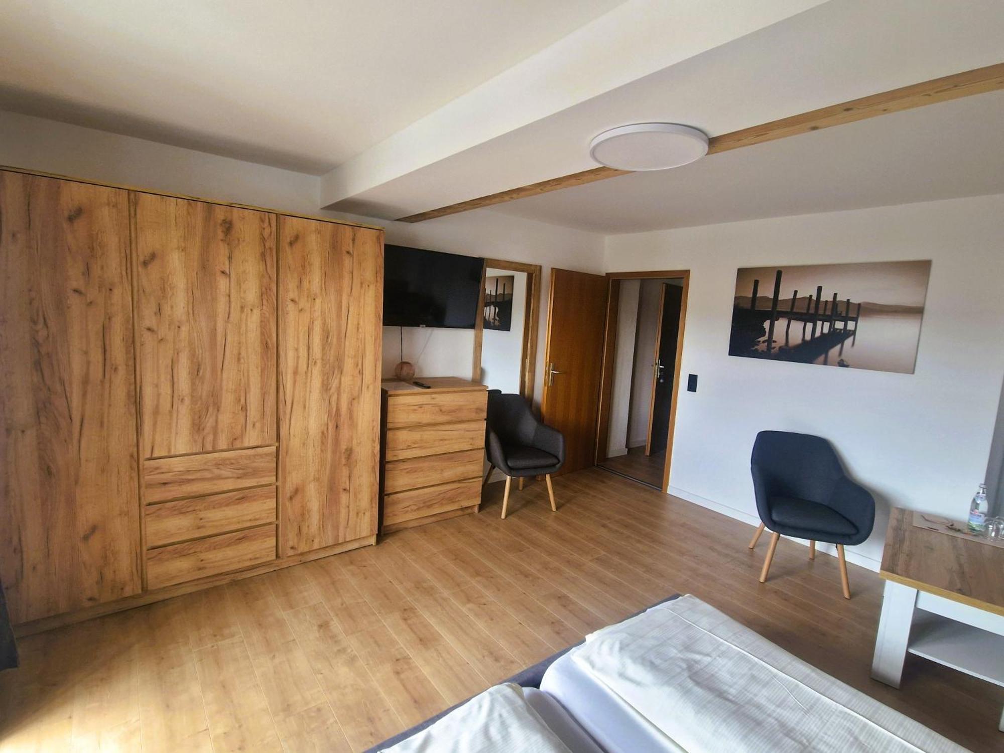 Pension Landhaus Koller - Adults Only 보덴마이스 외부 사진