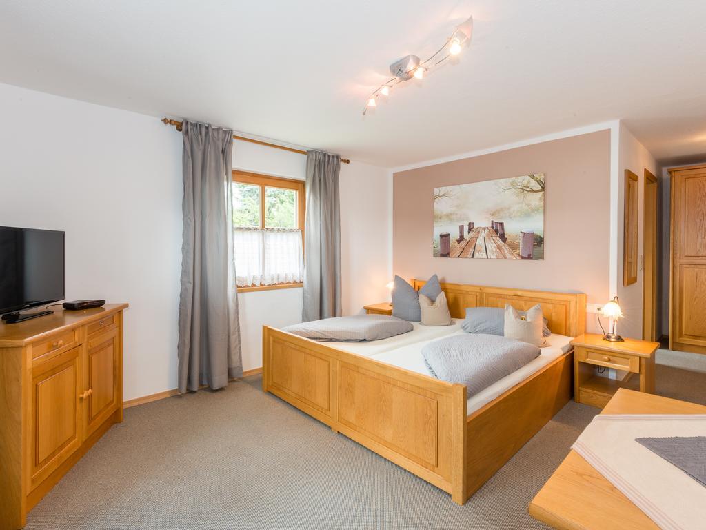 Pension Landhaus Koller - Adults Only 보덴마이스 외부 사진